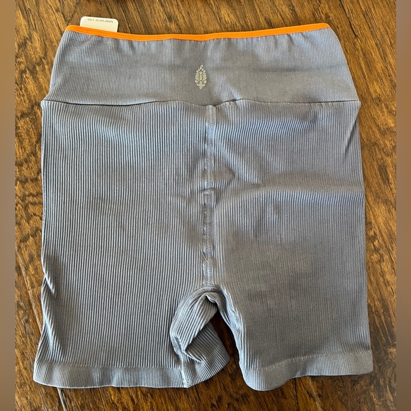 Free People athletic matching set sz M/L - Picture 4 of 5